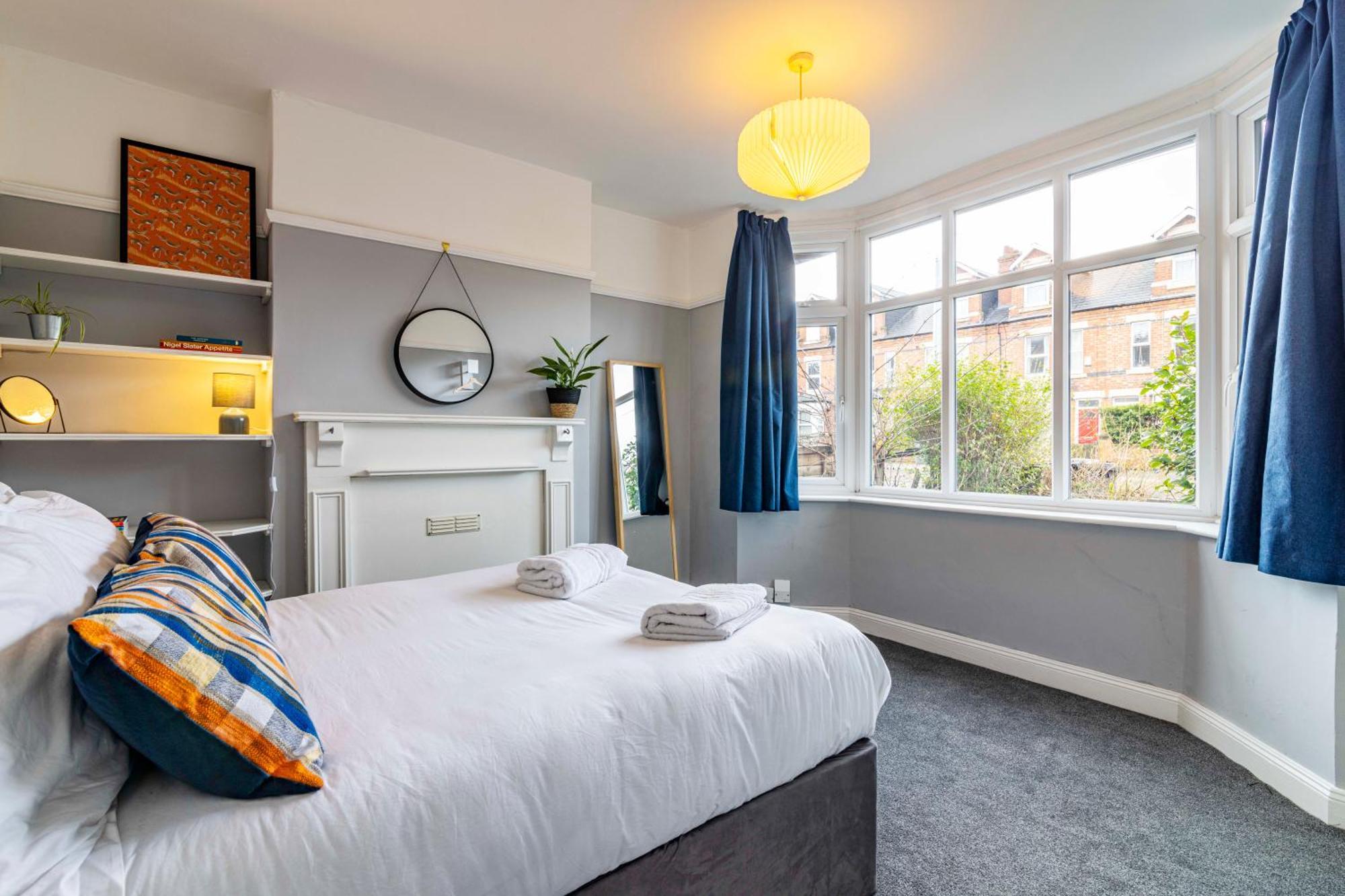Lovely 4Bdr Home- Off Street Parking Sleeps 7 Nottingham Exterior photo