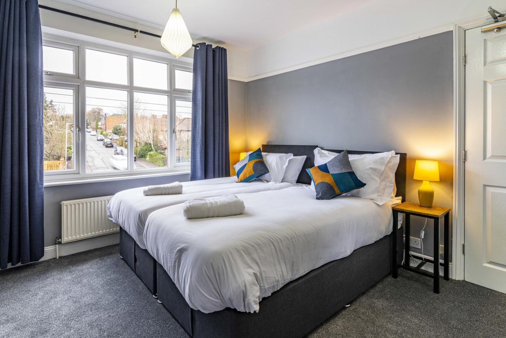 Lovely 4Bdr Home- Off Street Parking Sleeps 7 Nottingham Exterior photo