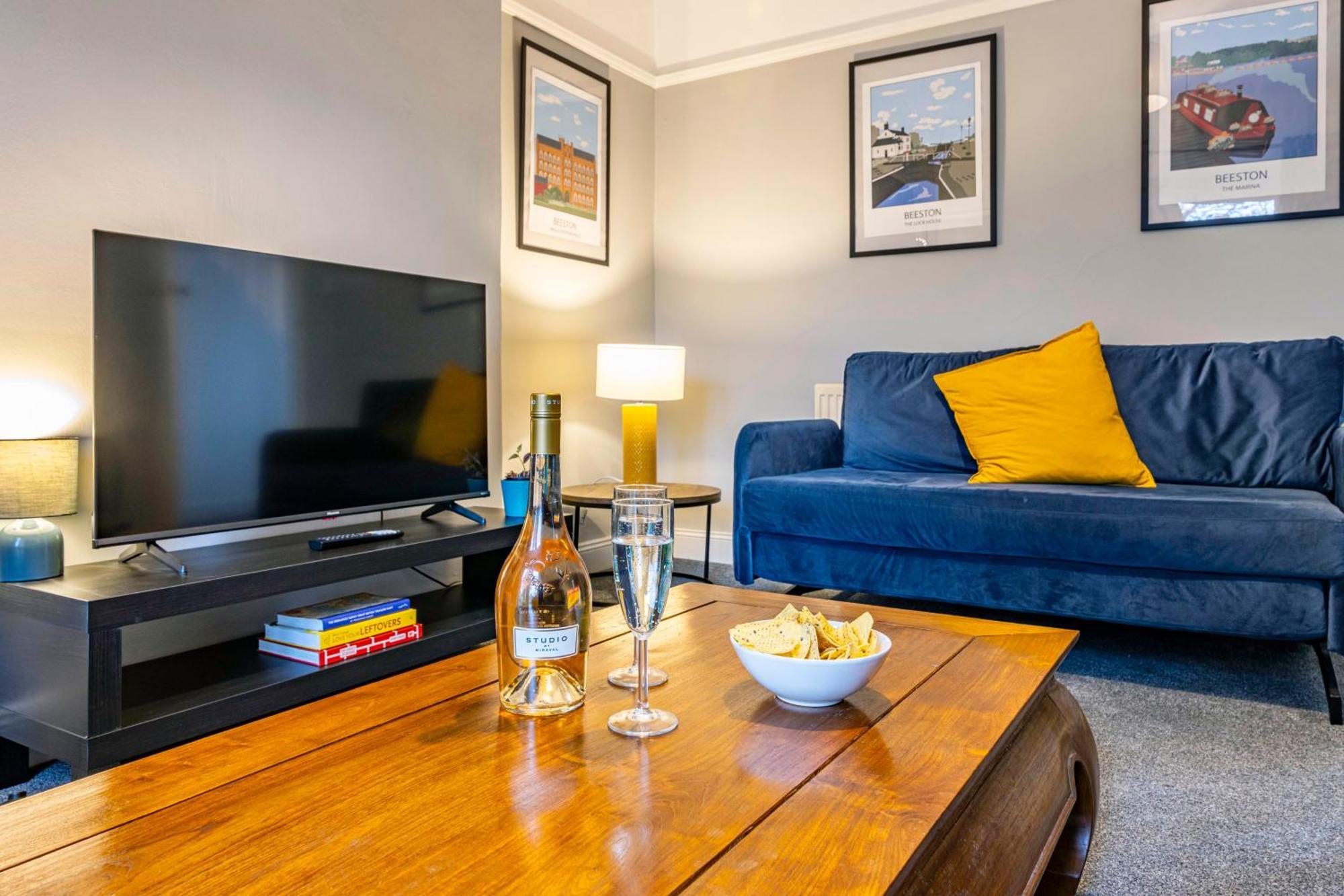 Lovely 4Bdr Home- Off Street Parking Sleeps 7 Nottingham Exterior photo
